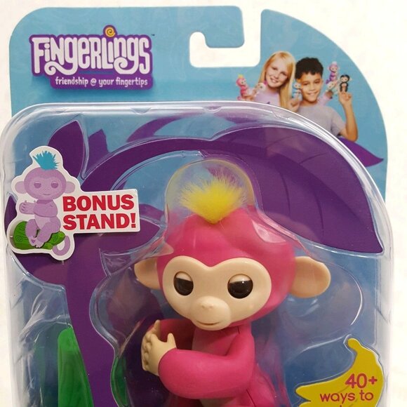 WowWee Fingerlings Interactive Baby Monkey Bella Pink 2016 With Stand 5" NEW - Picture 2 of 9